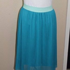 NWT LuLaRoe Lola Skirt in Large